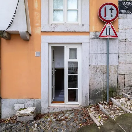 Διαμέρισμα Basement Flat In The Heart Of Alfama