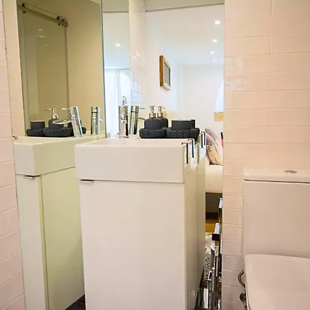 Alfama Steps Appartement *