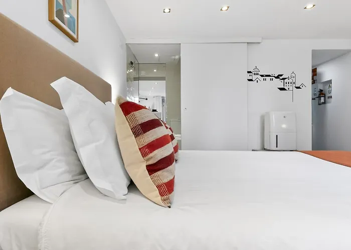 Studio Basement Flat In The Heart Of Alfama 리스본