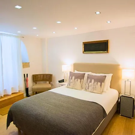 Alfama Steps شقة